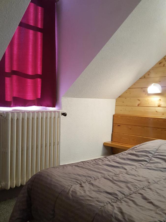 Hotel Restaurant Glaizette LʼArgentière-la-Bessée Bagian luar foto