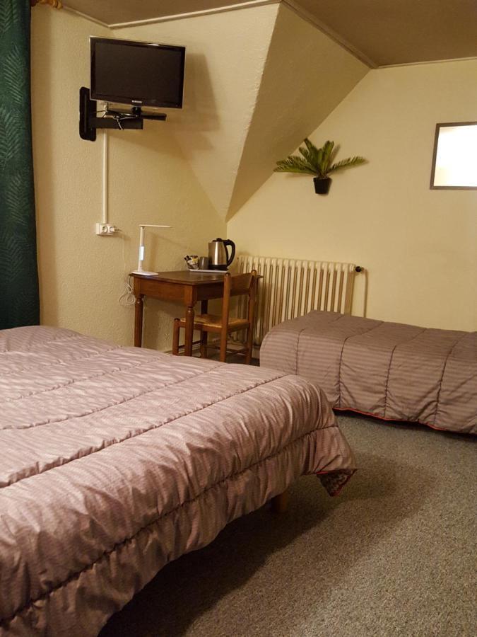 Hotel Restaurant Glaizette LʼArgentière-la-Bessée Bagian luar foto