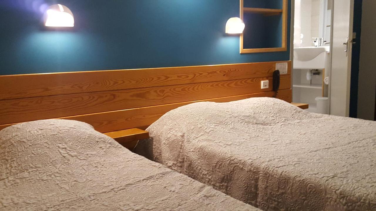 Hotel Restaurant Glaizette LʼArgentière-la-Bessée Bagian luar foto